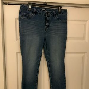Women’s jeans size 14